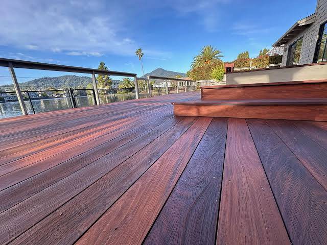 Deck & Fence Staining